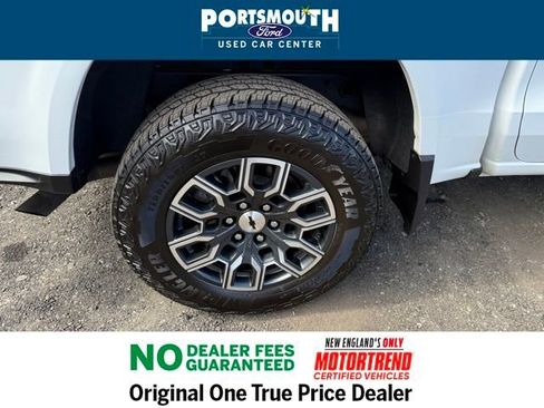 Used 2024 Chevrolet Colorado Z71 w/ Z71 Convenience Package 2 image 28