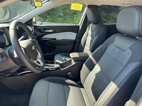 New 2026 Chevrolet Trax LT w/ LT Convenience Package FWD image 30