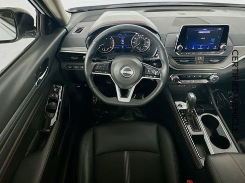 Certified 2023 Nissan Altima 2.5 SR FWD image 21