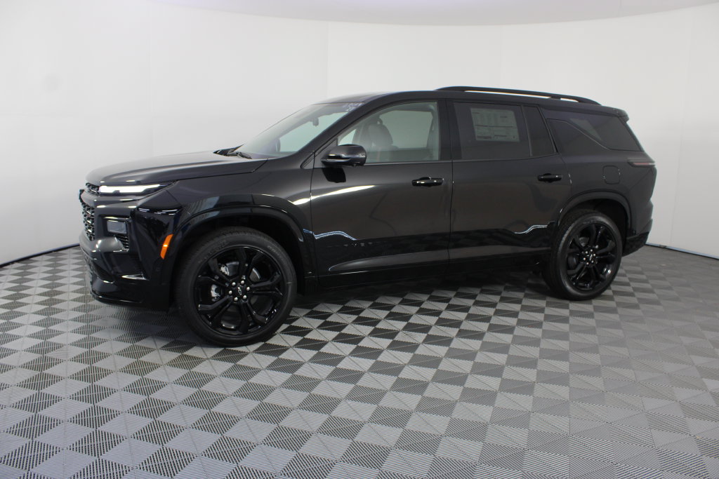 New 2027 Chevrolet Traverse RS FWD image 2