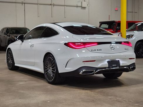 Used 2024 Mercedes-Benz CLE 300 4MATIC Coupe image 11