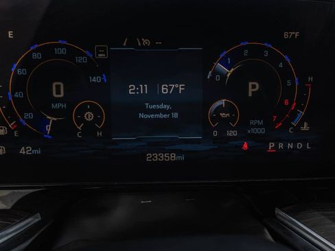 Used 2025 Chevrolet Tahoe LT image 10