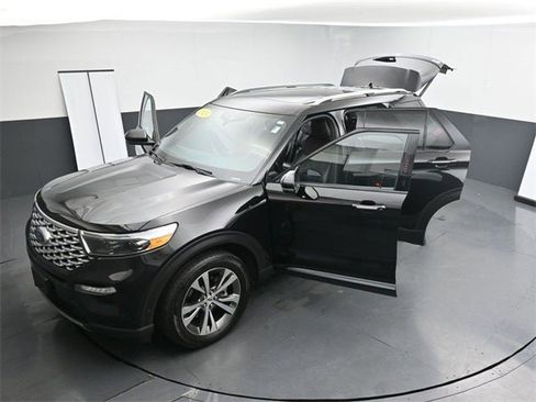 Used 2020 Ford Explorer Platinum image 39