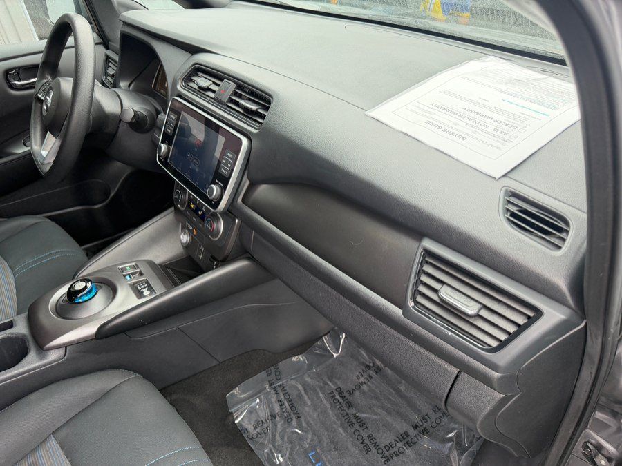 Used 2020 Nissan Leaf S w/ Protection Package FWD image 25