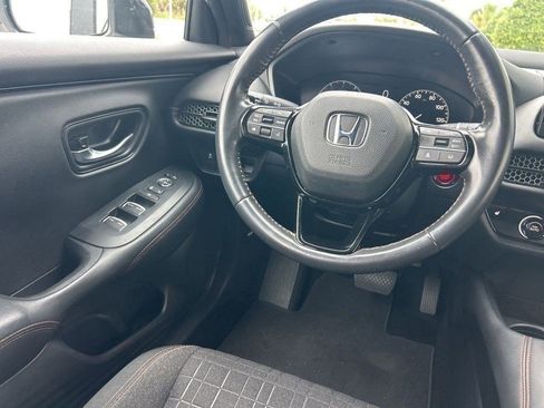 Used 2024 Honda HR-V Sport image 11