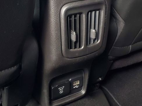 Used 2019 Jeep Compass Limited AWD/4WD image 21
