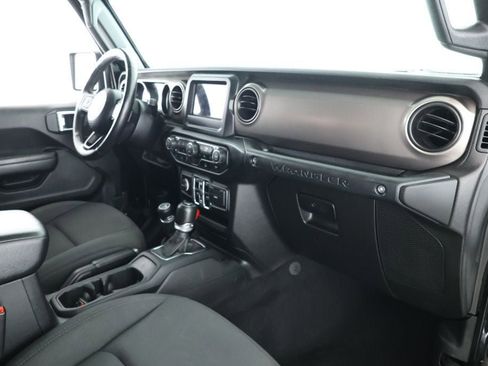 Used 2020 Jeep Wrangler Unlimited Sport S image 22