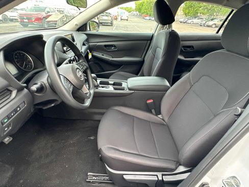 New 2025 Nissan Sentra S image 9