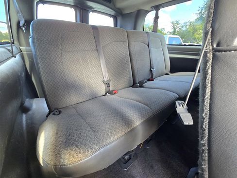 Used 2019 Chevrolet Express 3500 LT w/ LT Preferred Equipment Group image 27