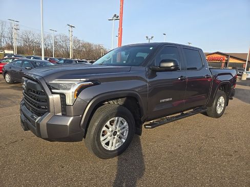 Used 2024 Toyota Tundra SR5 image 3