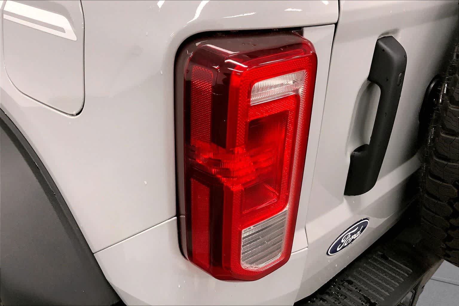 New 2026 Ford Bronco Heritage Edition AWD/4WD image 14