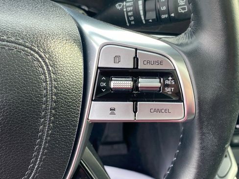 Certified 2022 Kia Telluride S image 19