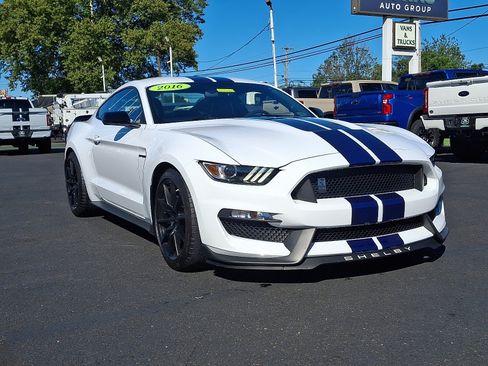 Used 2016 Ford Mustang Shelby GT350 w/ Technology Package image 2