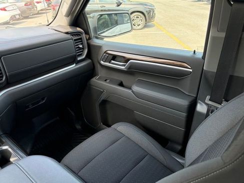 Used 2023 Chevrolet Silverado 1500 RST AWD/4WD image 31