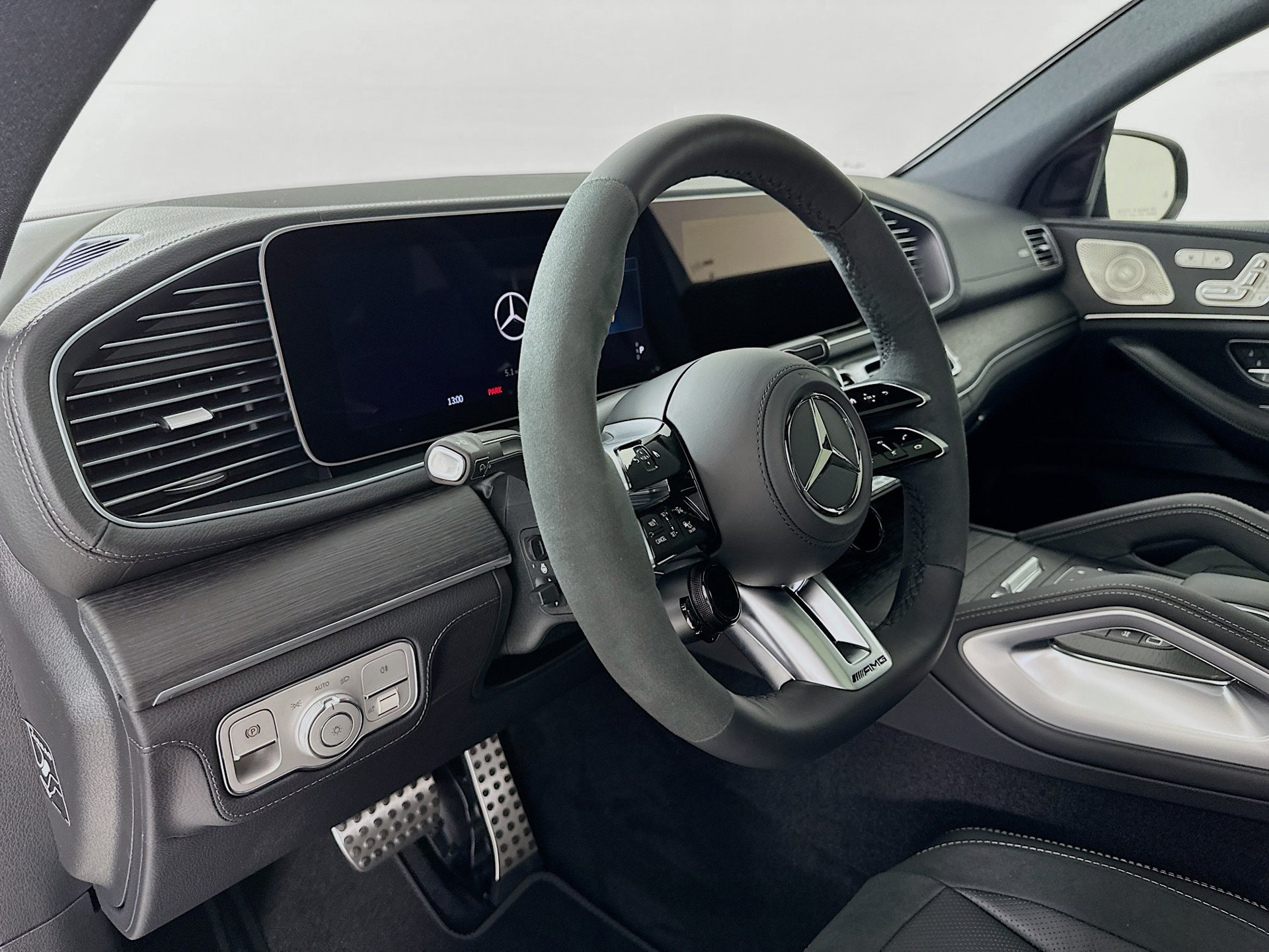 New 2026 Mercedes-Benz GLE 53 AMG 4MATIC Coupe image 10