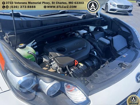 Used 2017 Kia Sportage EX w/ EX Technology Package FWD image 16