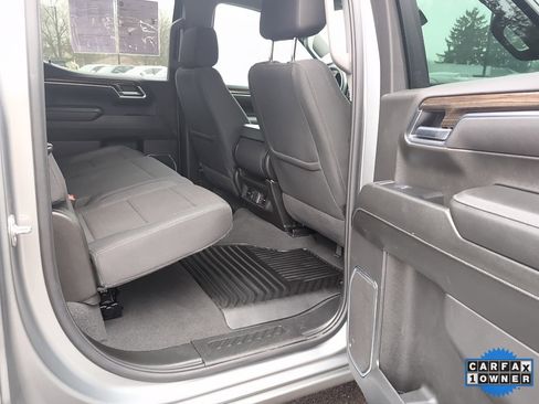 Used 2025 Chevrolet Silverado 1500 LT image 6