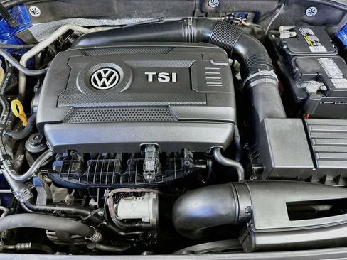 Used 2016 Volkswagen Passat 1.8T SE FWD image 9