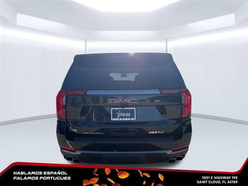 Used 2026 GMC Yukon XL AT4 AWD/4WD image 4