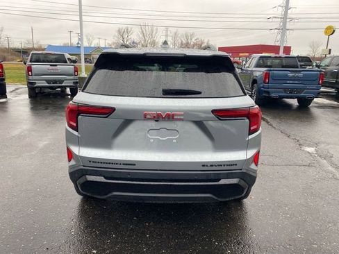 Used 2025 GMC Terrain Elevation w/ Elevation Premium Package image 4