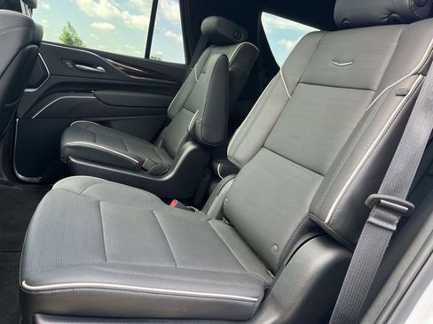 Certified 2023 Cadillac Escalade Premium Luxury AWD/4WD image 20