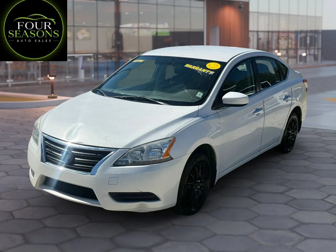 Used 2014 Nissan Sentra SV FWD image 1