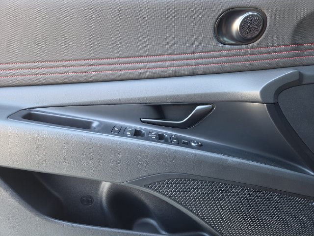 New 2026 Hyundai Elantra N Line FWD image 24