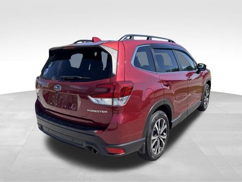 Used 2022 Subaru Forester Limited AWD/4WD image 4