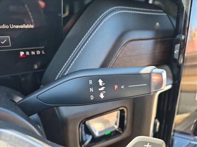 Certified 2025 GMC Yukon Denali Ultimate AWD/4WD image 12