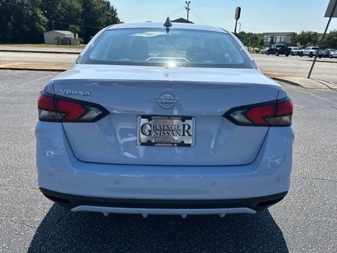 New 2025 Nissan Versa SV w/ Trunk Package FWD image 4