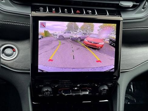 New 2025 Jeep Grand Cherokee L Limited w/ Black Appearance Package image 21