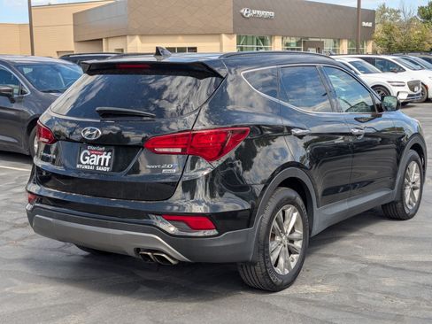 Used 2018 Hyundai Santa Fe Sport 2.0T AWD/4WD image 3