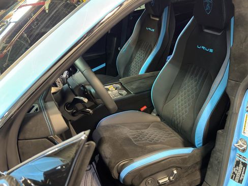 Used 2024 Lamborghini Urus Performante image 25