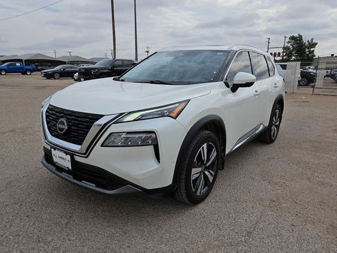 Used 2023 Nissan Rogue SL w/ SL Premium Package FWD image 4