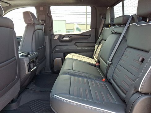 New 2025 GMC Sierra 1500 AT4X w/ AT4X AEV Edition image 5