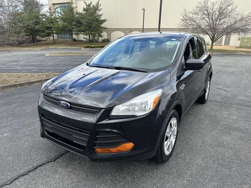 Used 2014 Ford Escape S image 2