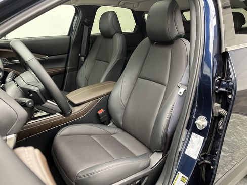 Certified 2025 MAZDA CX-30 2.5 Turbo w/ Premium Plus Pkg image 11