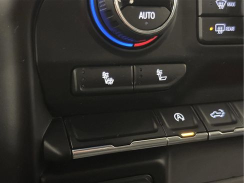 Certified 2021 Chevrolet Silverado 1500 RST image 37