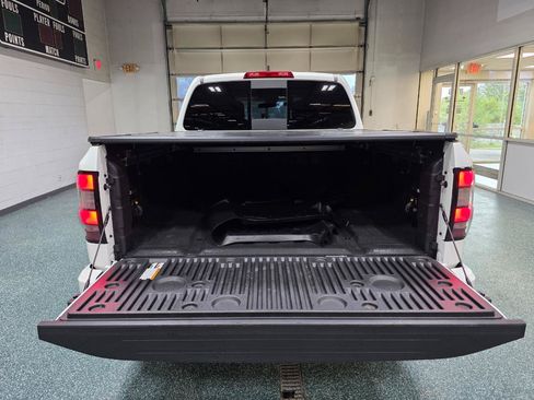 Used 2024 Nissan Frontier SV w/ SV Convenience Package AWD/4WD image 21