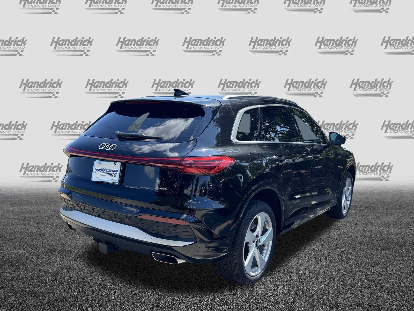 Certified 2025 Audi Q5 Premium AWD/4WD image 10