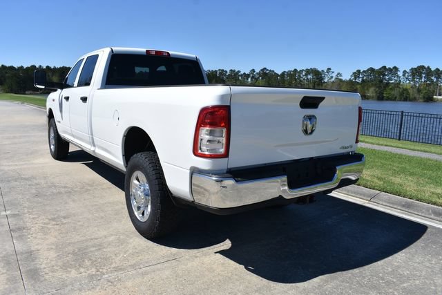 Used 2022 RAM 2500 Tradesman w/ Chrome Appearance Group AWD/4WD image 4