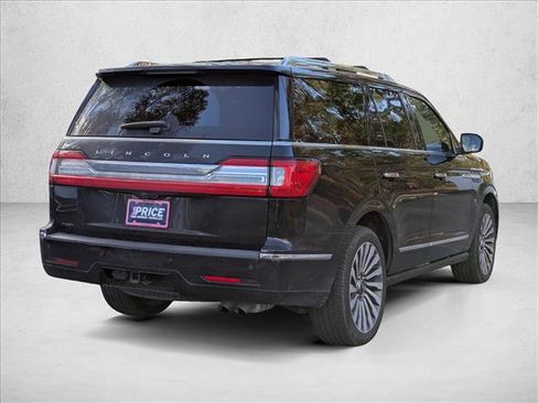 Used 2018 Lincoln Navigator Reserve w/ Technology Package image 2