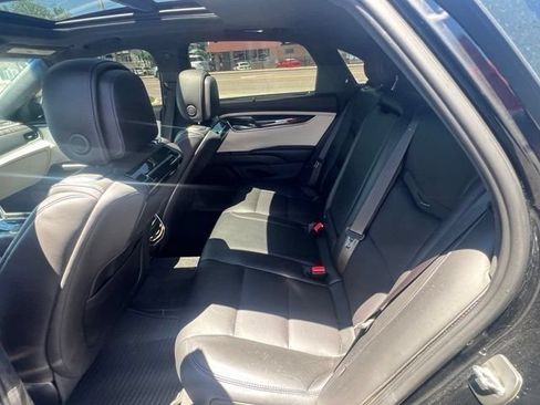 Used 2014 Cadillac XTS Platinum AWD/4WD image 9