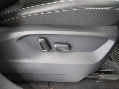 Used 2022 Volkswagen Atlas SEL R-Line image 22