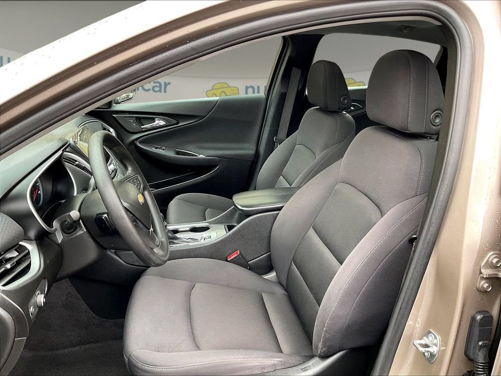 Used 2024 Chevrolet Malibu LT FWD image 10
