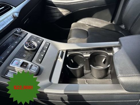 Used 2020 Hyundai Palisade Limited image 19