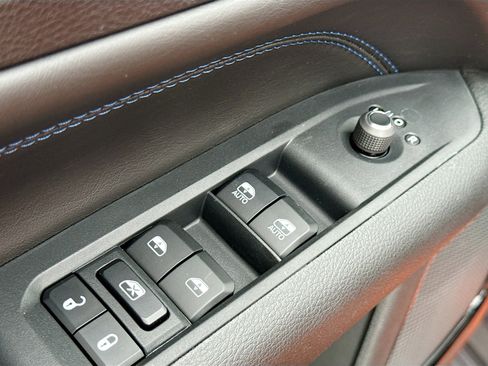 New 2026 Jeep Compass Latitude image 8