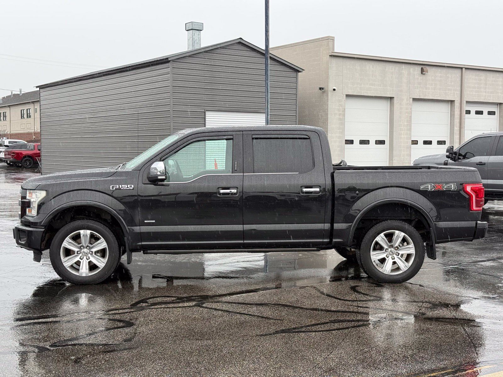 Used 2015 Ford F150 Platinum w/ Equipment Group 701A Luxury AWD/4WD image 7