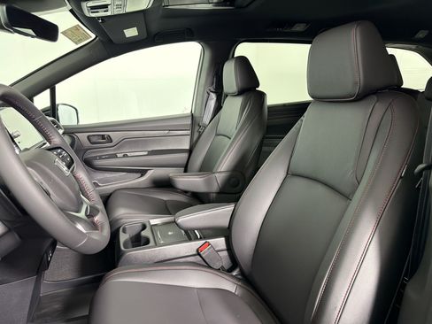 New 2026 Honda Odyssey Sport-L image 4