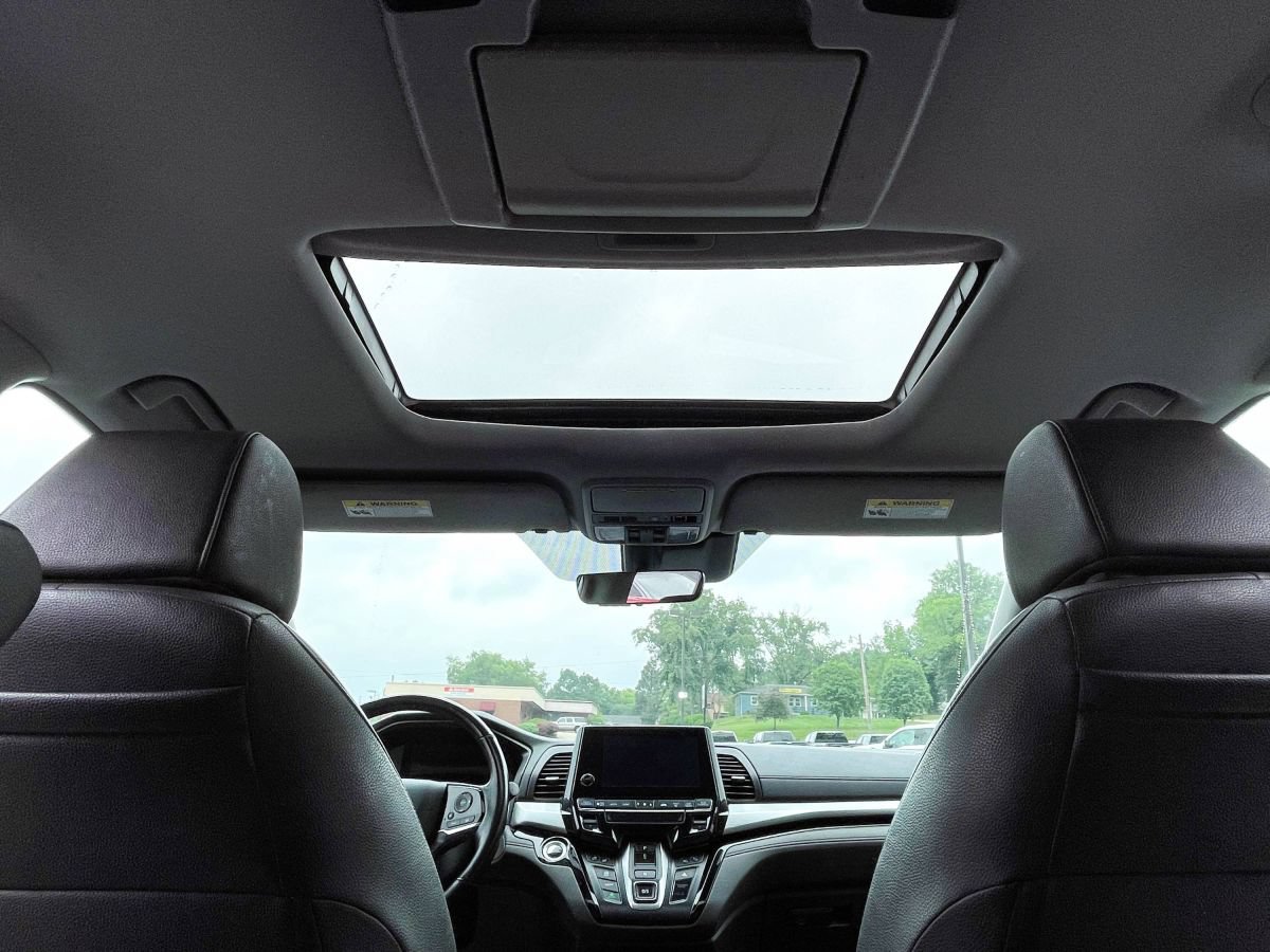 Used 2020 Honda Odyssey Elite image 15